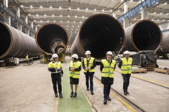 La Primera Ministra de Gales, Eluned Morgan, visita Haizea Bilbao
