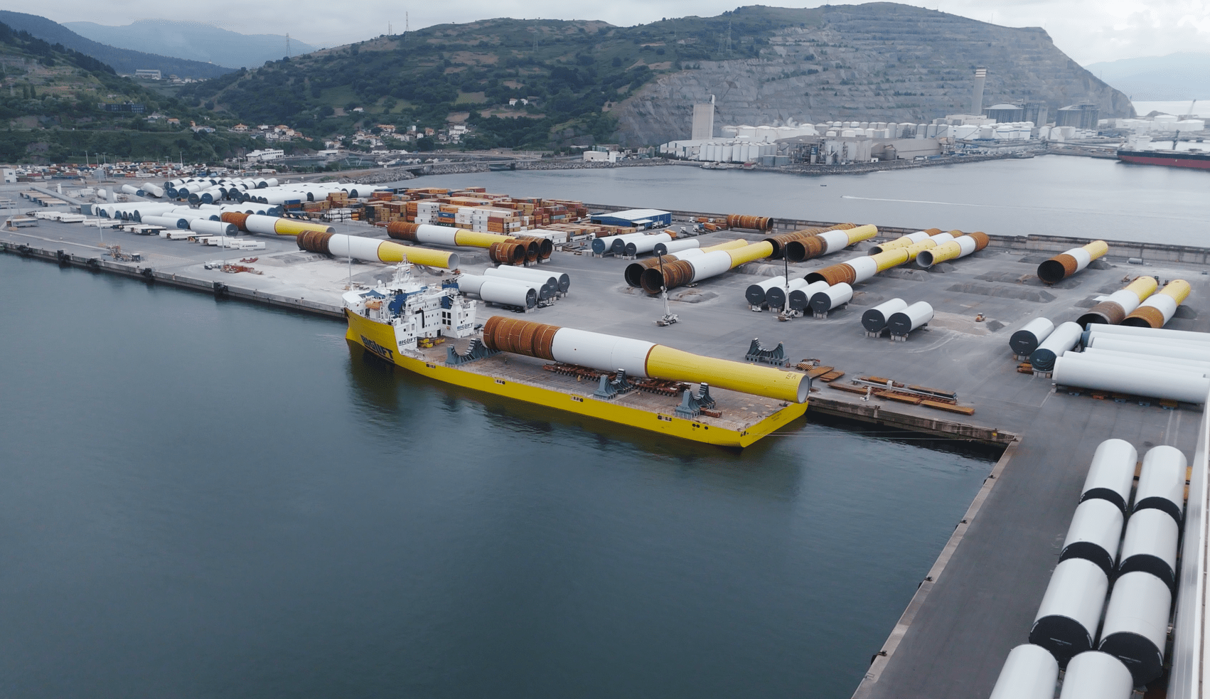 En este momento estás viendo Haizea Wind Group entrega a Ørsted los monopilotes más grandes construidos en el sur de europa